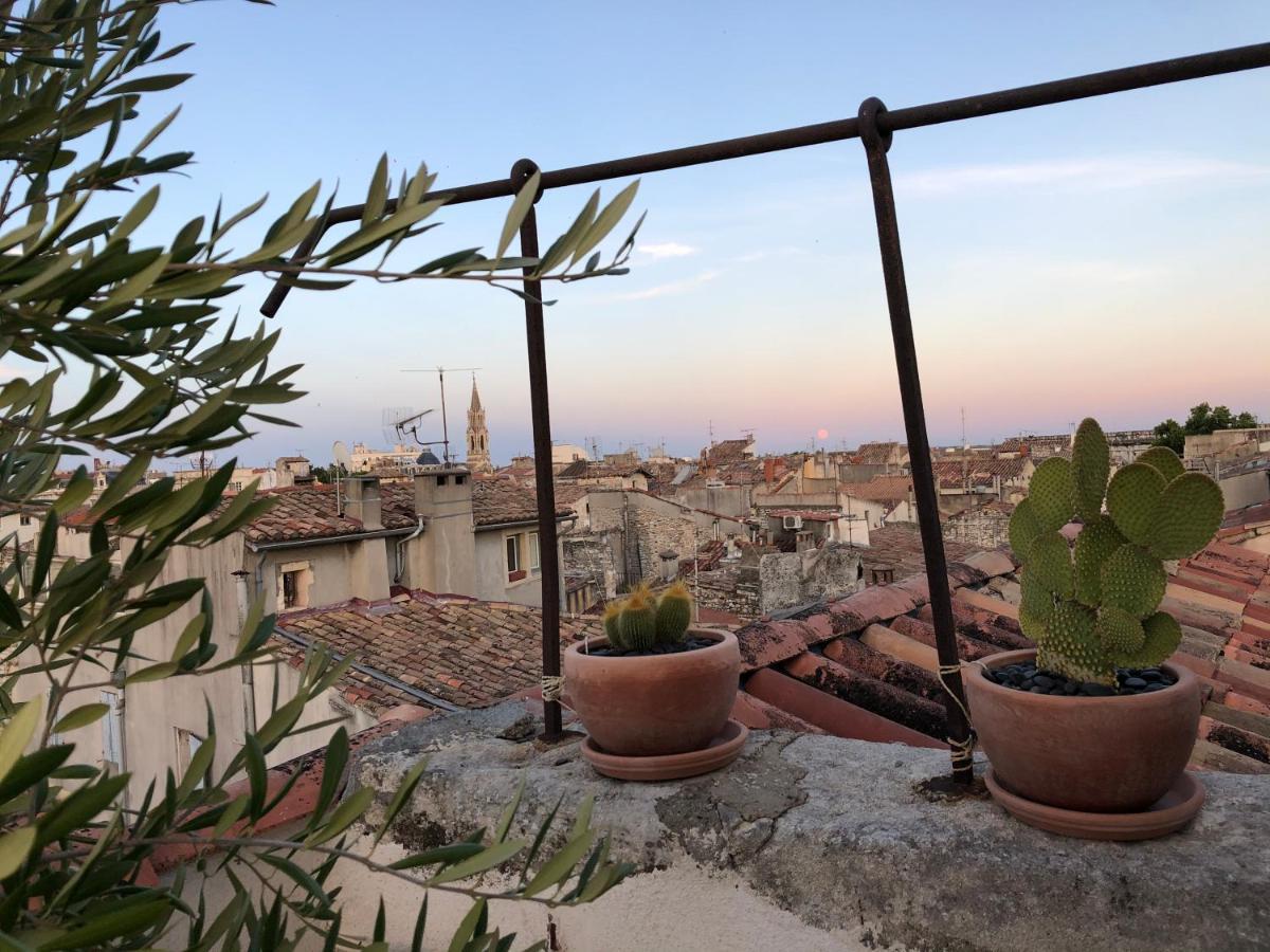 Appartement Avec Terrasse Panoramique Au Coeur De Ним Экстерьер фото